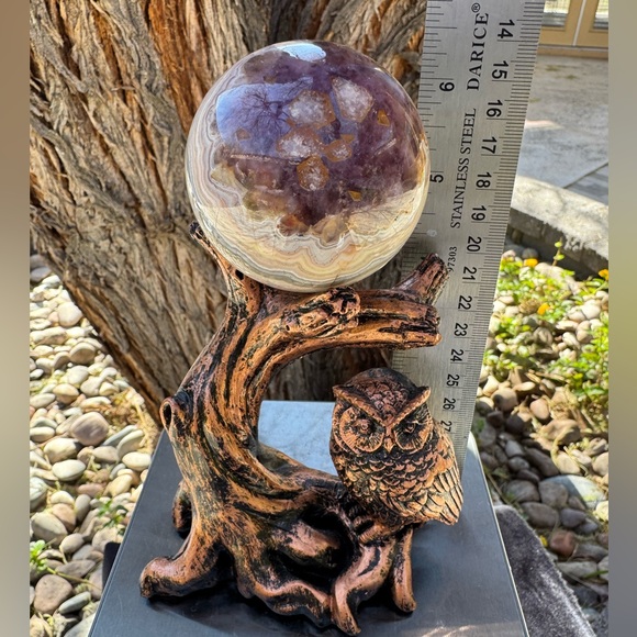 Decorative Owl Tree Stand with Crazy Lace Amethyst Agate Sphere. - Picture 4 of 6